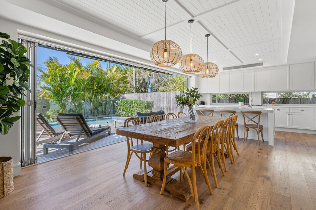 Blinds, Shutters, Or Curtains? Which One Is Best For Your Home?